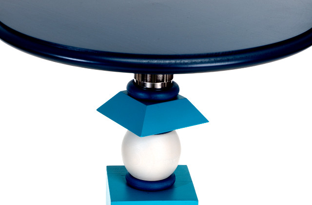 Totem Table